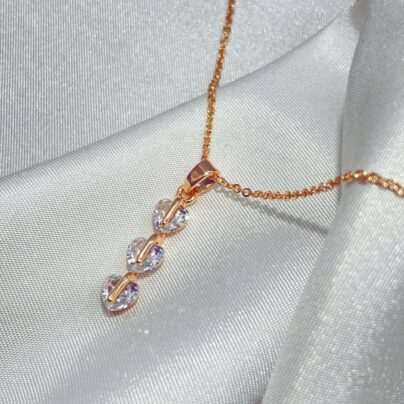 Buy Heartlink Rose Gold Pendant Online | Risha Jewels